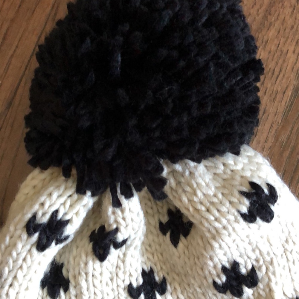 Stocking Hat! Soft & Chunky! Fully Lined! New in Package!  Panache Brand - Picture 4 of 6